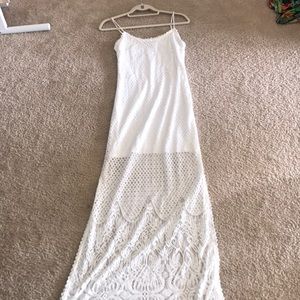 Maxi lace white dress